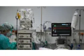 Ολοκληρώθηκε μετά από 8,5 ώρες χειρουργείου η μεταμόσχευση ήπατος στον 15χρονο που υπέστη θερμοπληξία
