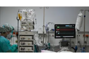 Ολοκληρώθηκε μετά από 8,5 ώρες χειρουργείου η μεταμόσχευση ήπατος στον 15χρονο που υπέστη θερμοπληξία