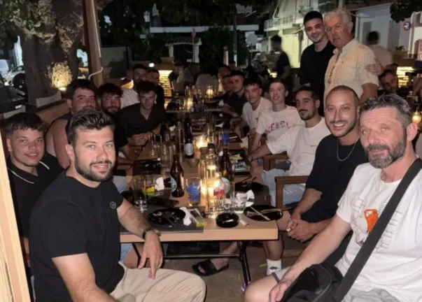 «Οικογενειακό» δείπνο για τους ποδοσφαιριστές του Αίολου Αγυιάς