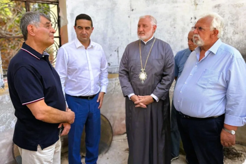 Ο Αρχιεπίσκοπος Αμερικής κ.κ. Ελπιδοφόρος στην Απιδούλα για τη στήριξη της αναστύλωσης του Ιερού Ναού Κοιμήσεως της Θεοτόκου