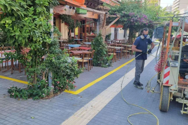 Οι πολίτες γίνονται ελεγκτές - Η αποκάλυψη γιατί μπαίνουν οι διαγραμμίσεις τραπεζοκαθισμάτων και στην Πάτρα