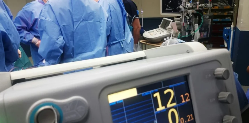 Θα μεταφερθεί στο Τορίνο για μεταμόσχευση ο 15χρονος που είναι διασωληνωμένος στο ΠΓΝΠ Θα μεταφερθεί στο Τορίνο για μεταμόσχευση ο 15χρονος που είναι διασωληνωμένος στο ΠΓΝΠ
