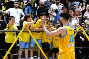 ΑΕ Γλαύκου Έσπερου: Διπλή ανανέωση με Αδαμόπουλο και Γκάτζιο ΒΙΝΤΕΟ