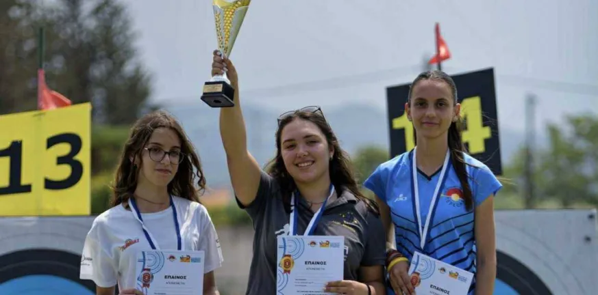 Διακρίσεις και μετάλλια για τα παιδιά του ΑΟΠ Ερμή Διακρίσεις και μετάλλια για τα παιδιά του ΑΟΠ Ερμή