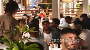 Θαυμαστές του Αντετοκούνμπο περικύκλωσαν το εστιατόριο στα Χανιά!