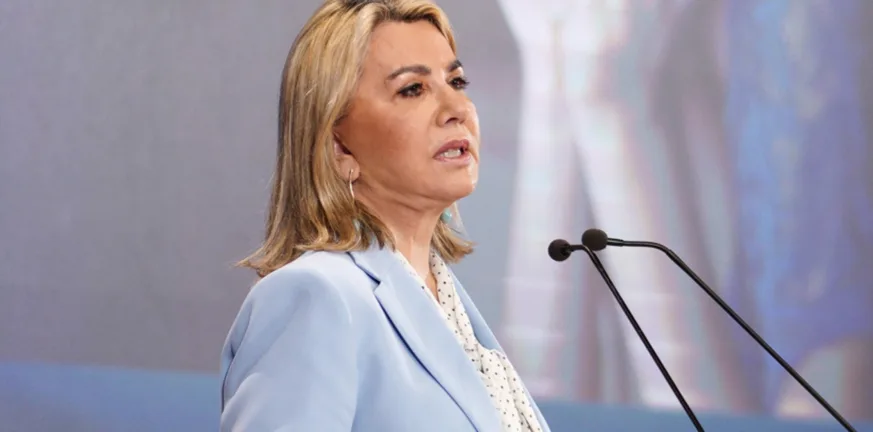 Ζέττα Μακρή για τον δημοσιογράφο που την εκβίαζε: «Μου ζήταγε χρήματα για να μην κάνει αρνητικά δημοσιεύματα» Ζέττα Μακρή για τον δημοσιογράφο που την εκβίαζε: «Μου ζήταγε χρήματα για να μην κάνει αρνητικά δημοσιεύματα»