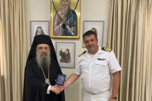 Στον Μητροπολίτη Χρυσόστομο ο νέος διοικητής του Ναυτικού Σταθμού Ιονίου Μιχαήλ Κούλης