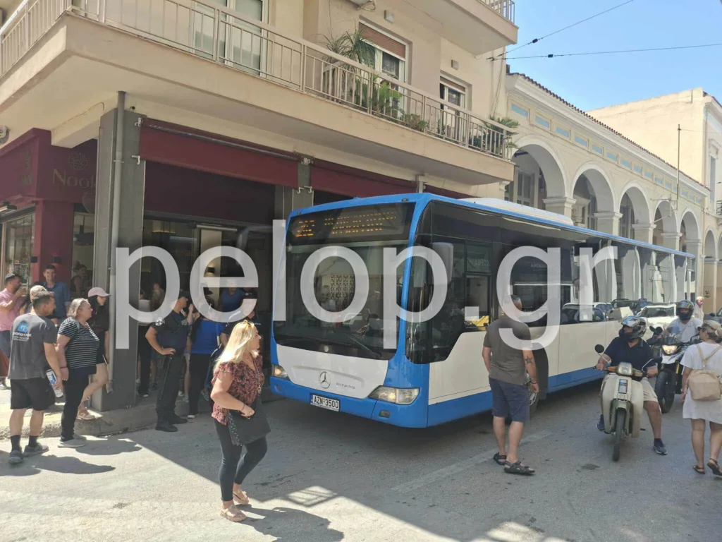 Πάτρα: Την ώρα που περίμεναν τη Μουρτζούκου, “έσκασε” λεωφορείο από τη ζέστη ΦΩΤΟ