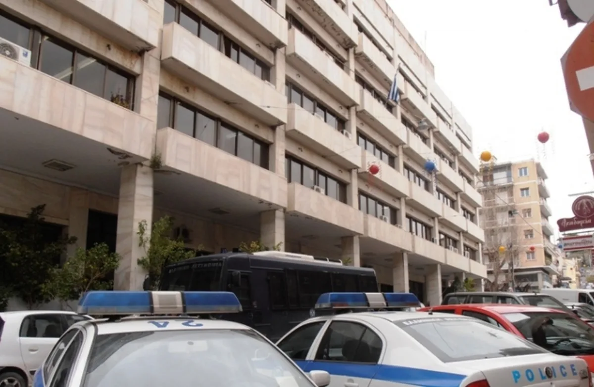 Συνάντηση της Ένωσης Αστυνομικών Αχαΐας με τον Υφυπουργό Πολιτισμού Ιάσωνα Φωτήλα