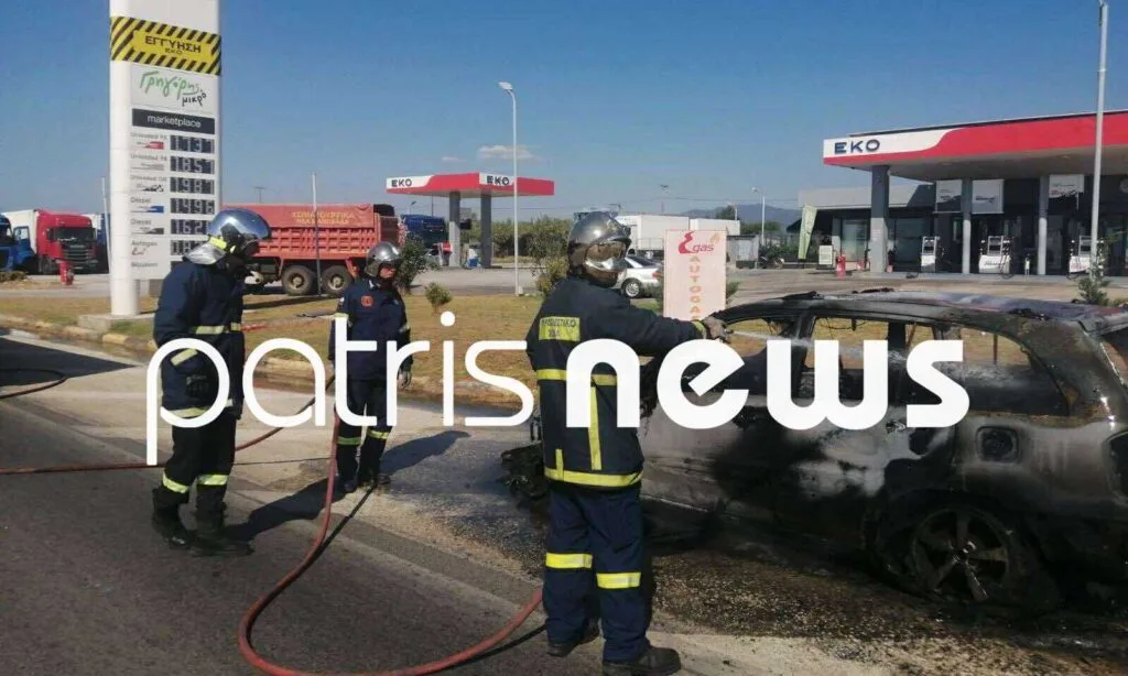 Νέα Μανωλάδα: Αυτοκίνητο τυλίχτηκε στις φλόγες εν κινήσει ΦΩΤΟ