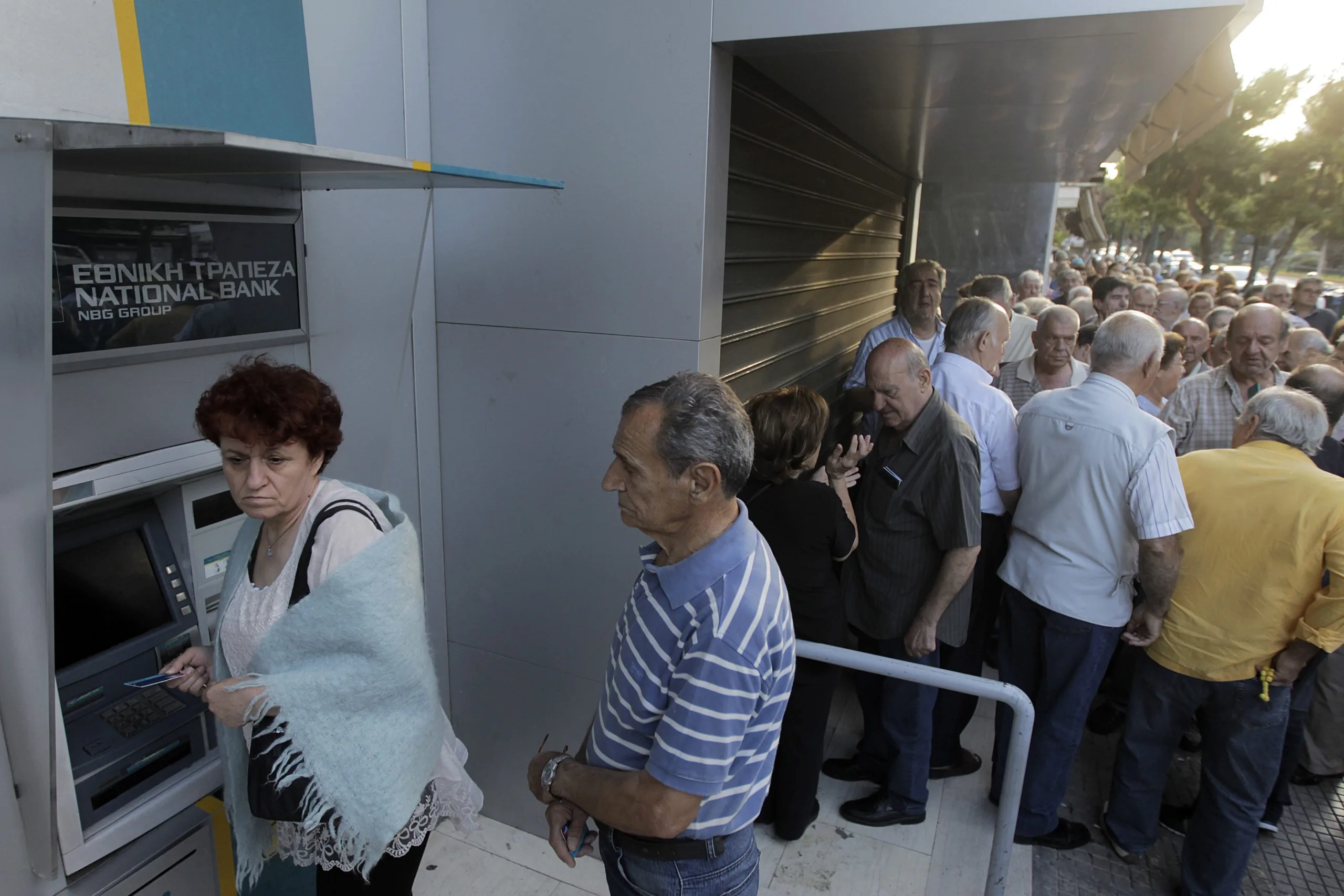 5 Ιουλίου 2015: Ένα ιστορικό δημοψήφισμα - Οταν η Ελλάδα χωρίστηκε σε δύο κομμάτια... 5 Ιουλίου 2015: Ένα ιστορικό δημοψήφισμα - Οταν η Ελλάδα χωρίστηκε σε δύο κομμάτια...