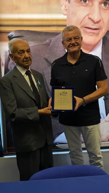 Πάτρα: Η ΔΕΕΠ ΝΔ Αχαΐας τίμησε τον Σπύρο Αντωνόπουλο ΦΩΤΟ