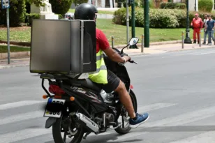 Δυτική Ελλάδα: Σε ποιες εργασίες στον ιδιωτικό τομέα αποφάσισε το Υπουργείο παύση εργασίας τη Δευτέρα