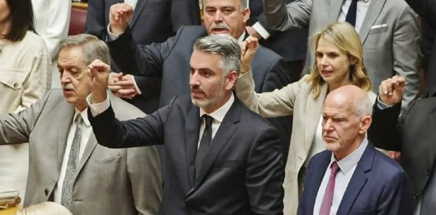 Δημήτρης Διαμαντίδης: «Έκπληξη και αδικία για το ΠΑΣΟΚ στη Β’ Πειραιά – Ο αγώνας συνεχίζεται» Δημήτρης Διαμαντίδης: «Έκπληξη και αδικία για το ΠΑΣΟΚ στη Β’ Πειραιά – Ο αγώνας συνεχίζεται»