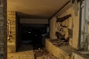 Έκρηξη-σοκ στη Θεσσαλονίκη: Τρομοκρατικό χτύπημα βλέπουν οι αρχές – Ζημιές σε πολυκατοικίες και αυτοκίνητα, δύο τραυματίες ΦΩΤΟ-ΒΙΝΤΕΟ