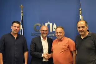 Κοινό μέτωπο εμπόρων και ΟΛΠΑ για την ενίσχυση της αγοράς – Τι ειπώθηκε στη συνάντηση