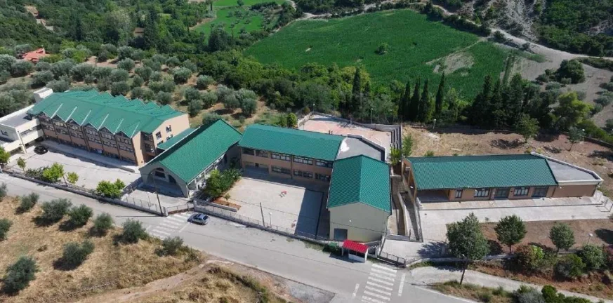 Και ο Γιώργος Παπανδρέου κατέθεσε ερώτηση στη Βουλή για το ΓΕΛ Ερυμάνθειας Και ο Γιώργος Παπανδρέου κατέθεσε ερώτηση στη Βουλή για το ΓΕΛ Ερυμάνθειας