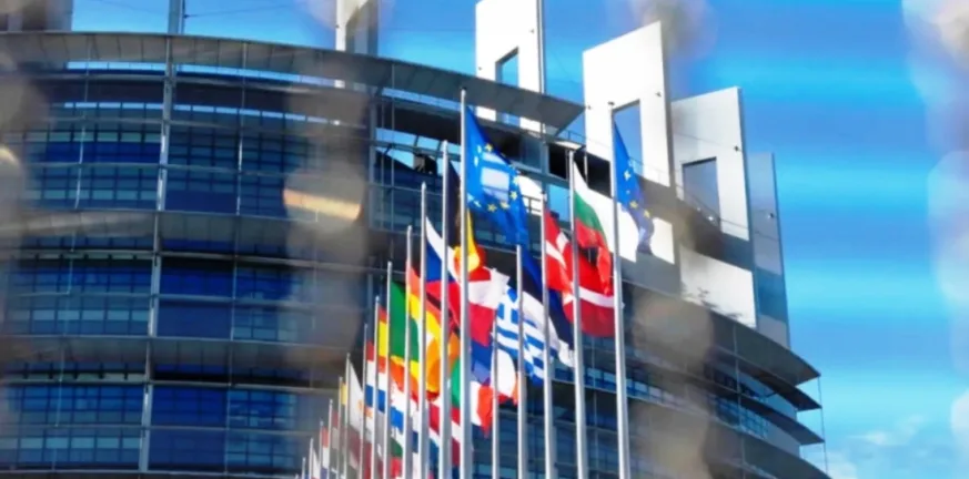 Η Σλοβακία «παγώνει» τις κυρώσεις της ΕΕ κατά της Ρωσίας Η Σλοβακία «παγώνει» τις κυρώσεις της ΕΕ κατά της Ρωσίας