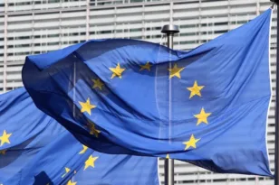 Ευρωπαϊκή Ενωση: Ετοιμη να πλήξει τις ΗΠΑ με κατάλογο δασμών ύψους 21 δισ. ευρώ
