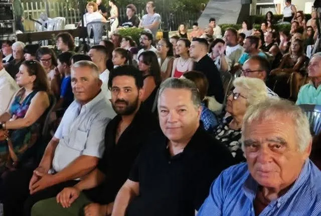 Ο Σβόλης στην εκδήλωση του Συλλόγου στα Αραχωβίτικα Ο Σβόλης στην εκδήλωση του Συλλόγου στα Αραχωβίτικα