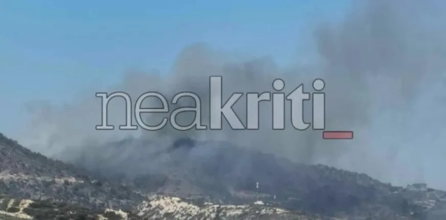 Φωτιά στην Αχλιά Λασιθίου: Εκκενώνονται τέσσερις οικισμοί ΒΙΝΤΕΟ