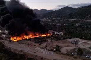Φωτιά Τέμενη: Εγκατάσταση μέτρησης ατμοσφαιρική ρύπανση, κάηκε μονάδα ανακύκλωσης