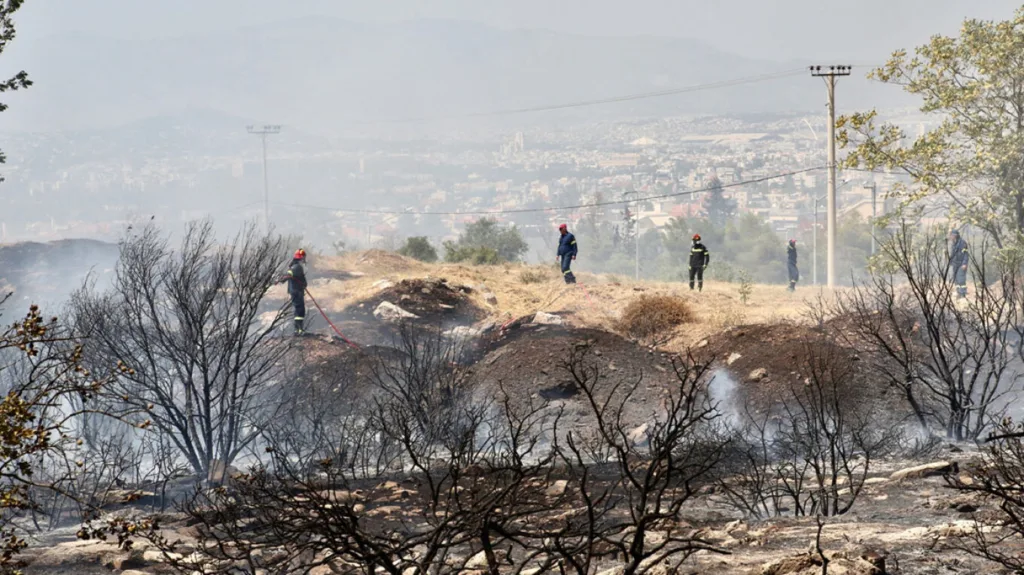 Έτσι ξεκίνησε η φωτιά στους πρόποδες του Υμηττού ΦΩΤΟ, ΒΙΝΤΕΟ