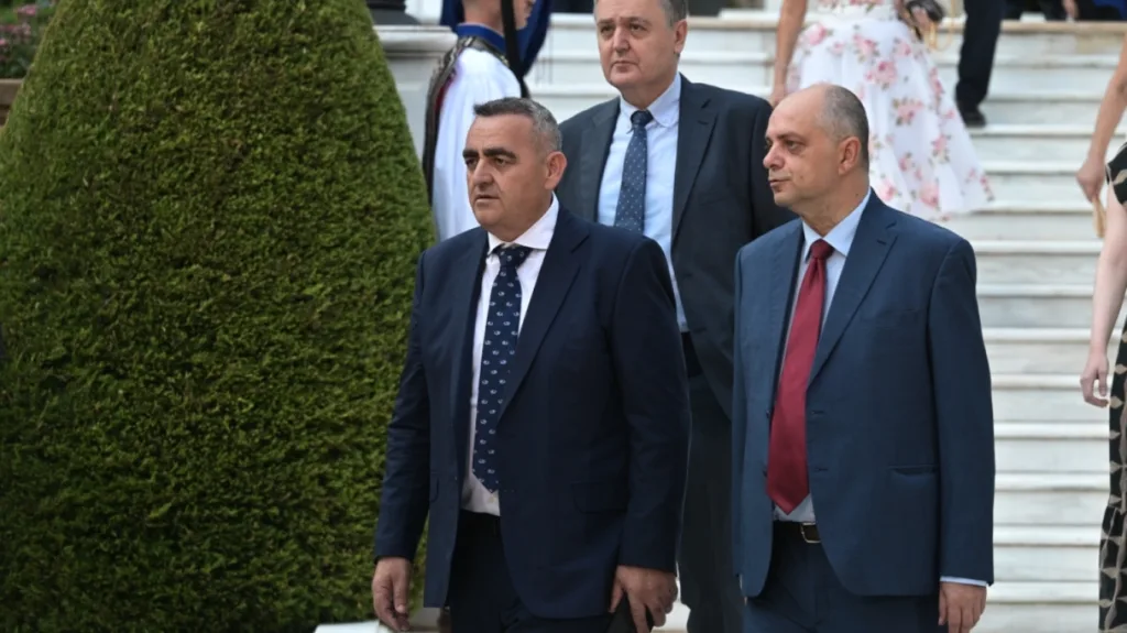 51η Επέτειος για την αποκατάσταση της Δημοκρατίας: Οι προσκεκλημένοι και οι ατάκες «φωτιά», ΦΩΤΟ, ΒΙΝΤΕΟ