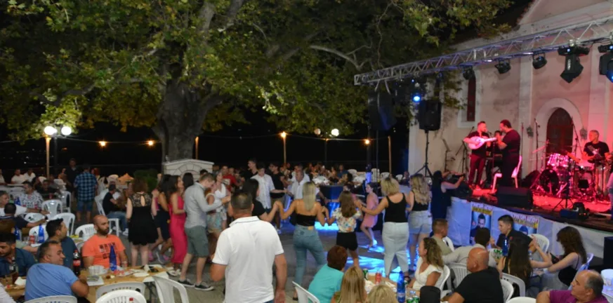 Με άρωμα παράδοσης και σταφίδας: Η καρδιά του Αιγίου χτυπά στο 28ο Φεστιβάλ Σταφίδας