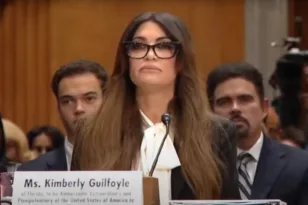 Άμυνα, ενέργεια, αγωγοί και Τουρκία – Όλη η ατζέντα Τραμπ για την Ελλάδα στην ακρόαση Γκίλφοϊλ