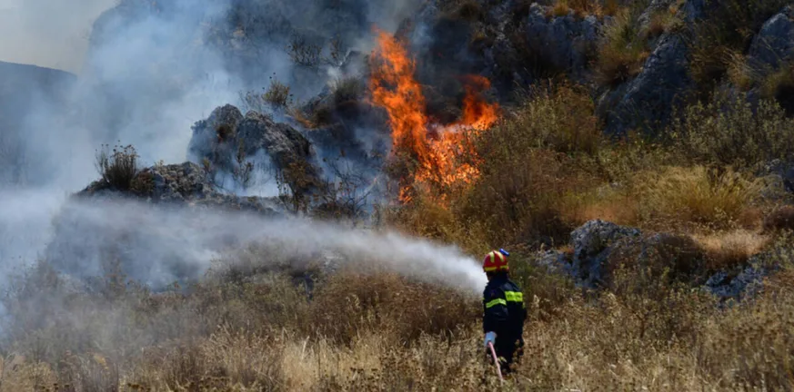 Αυξημένος ο κίνδυνος πυρκαγιών σε πολλές περιοχές της Ελλάδας την Τετάρτη