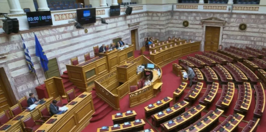 Κυρανάκης για το τρένο της Πάτρας: «Ας καθίσουμε όλοι στο τραπέζι - Πρέπει να βρεθεί μια εναλλακτική» Κυρανάκης για το τρένο της Πάτρας: «Ας καθίσουμε όλοι στο τραπέζι - Πρέπει να βρεθεί μια εναλλακτική»