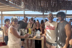Το «Fplace» υποδέχθηκε το καλοκαίρι με ένα πάρτι γεμάτο ενέργεια! – Φωτογραφίες