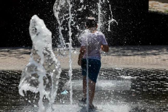 Ο καιρός σήμερα 7/7: Ποιες περιοχές θα «ψηθούν», τα έκτακτα μέτρα για τους εργαζόμενους