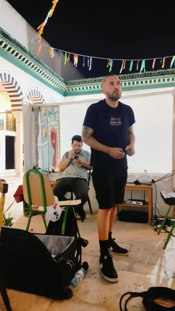 Ο Καραγκιόζης από την Πάτρα «μάγεψε» την Τυνησία: Όταν το Θέατρο Σκιών συνάντησε τη μουσική του Game of Thrones ΦΩΤΟ-ΒΙΝΤΕΟ