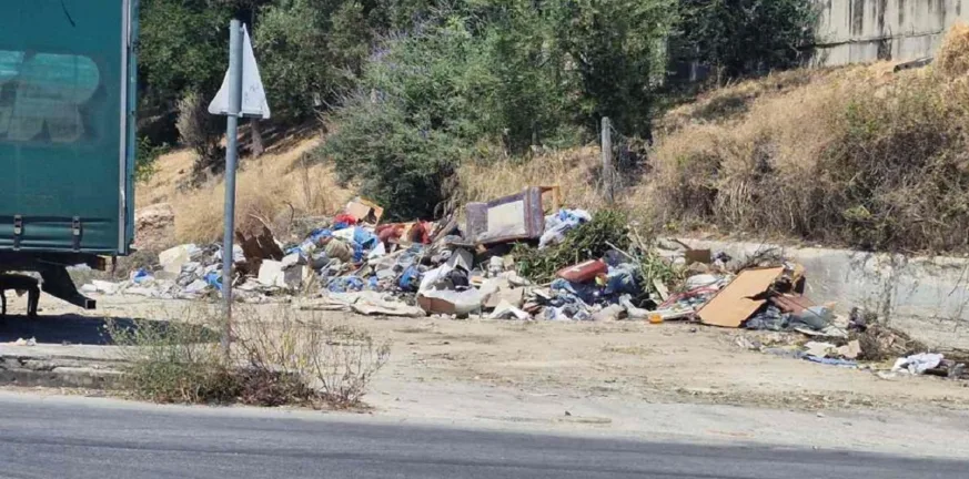 Η καθαριότητα στην Πάτρα: Προσλήψεις και σχέδιο αναδιοργάνωσης - Αλλαγές εξετάζει η Δημοτική Αρχή, έρχονται εργαζόμενοι Η καθαριότητα στην Πάτρα: Προσλήψεις και σχέδιο αναδιοργάνωσης - Αλλαγές εξετάζει η Δημοτική Αρχή, έρχονται εργαζόμενοι