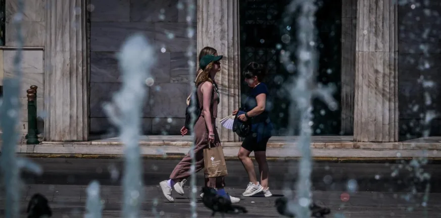 Καιρός: Πάνω από 42 βαθμούς την ημέρα και 30 τη νύχτα! ΦΩΤΟ