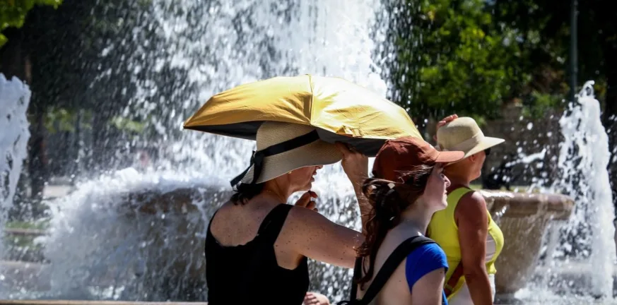 Καιρός: Η Ελλάδα σε καζάνι! «Έβρασε» ο τόπος, η θερμοκρασία άγγιξε τους 45 βαθμούς! Καιρός: Η Ελλάδα σε καζάνι! «Έβρασε» ο τόπος, η θερμοκρασία άγγιξε τους 45 βαθμούς!