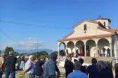 Αγρίνιο: Σπαραγμός στην κηδεία της 2χρονης Αλεξάνδρας ΦΩΤΟ