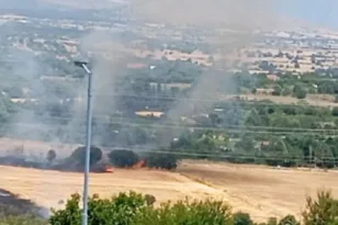 Κοζάνη: Φωτιά κοντά στο Πανεπιστήμιο Δυτικής Μακεδονίας – Εκκενώθηκε το Ίδρυμα και η ΖΕΠ, δύο μηνύματα 112 ΒΙΝΤΕΟ