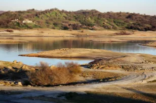 Σύσκεψη για τη λειψυδρία: Εθνικός σχεδιασμός με 1.200 έργα και 5 άξονες αντιμετώπισης