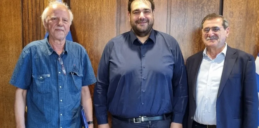 Συνάντηση Πελετίδη - Λιβάνιου, υπεγράφη η σύμβαση για τη δωρεά απορριμματοφόρων ανακύκλωσης Συνάντηση Πελετίδη - Λιβάνιου, υπεγράφη η σύμβαση για τη δωρεά απορριμματοφόρων ανακύκλωσης