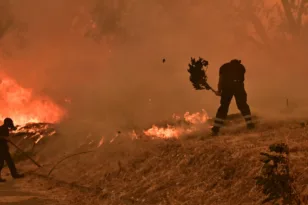 Φωτιές Κυριακή: Με πέντε ενεργά μέτωπα ξεκινά η μέρα