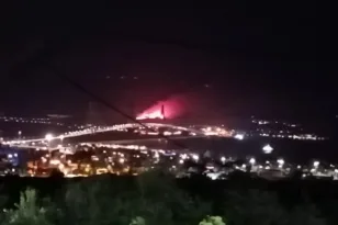 Η μάχη με τις φλόγες στην πυρκαγιά Μακύνεια, έτσι τέθηκε υπό έλεγχο ΒΙΝΤΕΟ, ΦΩΤΟ