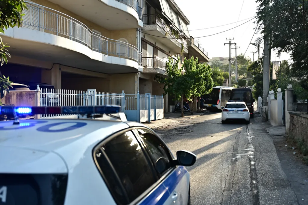 Μενίδι: Λεωφορείο...μπήκε σε ψητοπωλείο! ΦΩΤΟ