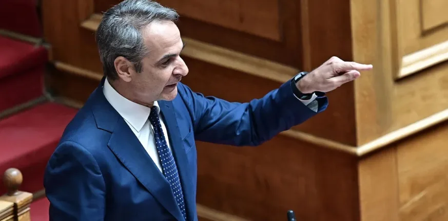 Σφοδρή επίθεση Μητσοτάκη σε Ανδρουλάκη στη Βουλή: «Ηθική α λα καρτ και κακέκτυπο του ’80» Σφοδρή επίθεση Μητσοτάκη σε Ανδρουλάκη στη Βουλή: «Ηθική α λα καρτ και κακέκτυπο του ’80»