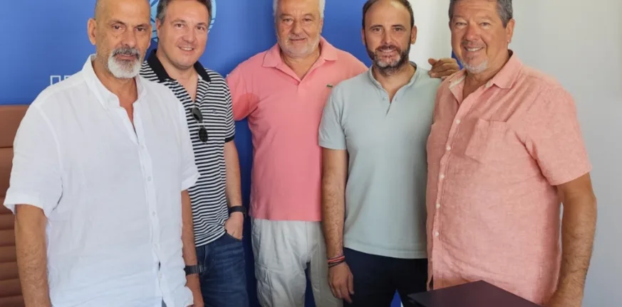 Συνάντηση Ομοσπονδίας Συλλόγων Αιγιαλείας με Μπονάνο Συνάντηση Ομοσπονδίας Συλλόγων Αιγιαλείας με Μπονάνο