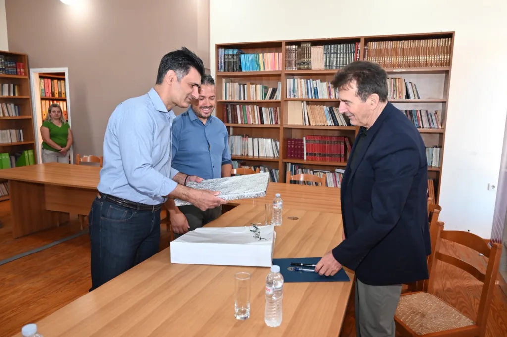 Η συνάντηση της Ένωσης Αστυνομικών Αχαΐας με τον Μιχάλη Χρυσοχοΐδη