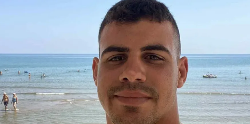 Σώθηκε από θαύμα: Ναυαγοσώστης επανέφερε στη ζωή τρίχρονο κοριτσάκι στο Καβούρι Κατακόλου