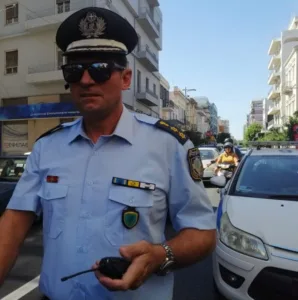 Μέτρα της Τροχαίας στους δρόμους της Πάτρας: Θεαματική η χρήση κράνους Μέτρα της Τροχαίας στους δρόμους της Πάτρας: Θεαματική η χρήση κράνους